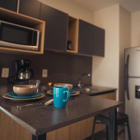 Livup Suites En Zona Iteso Zapopan Ngoại thất bức ảnh
